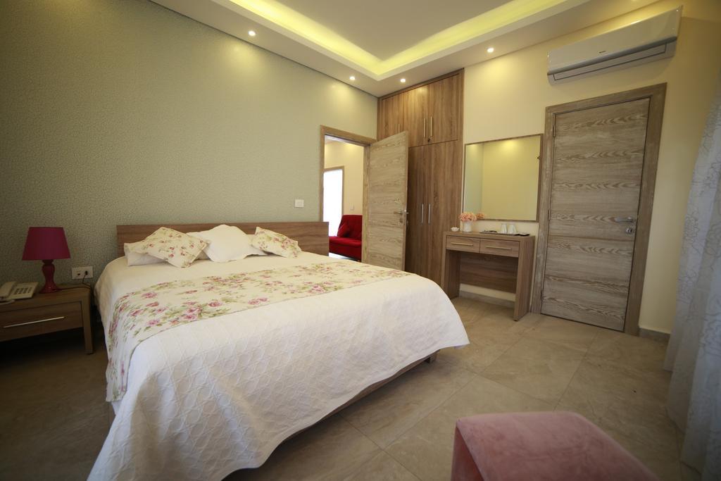 Asamina Boutique Hotel Tyrus Exteriör bild