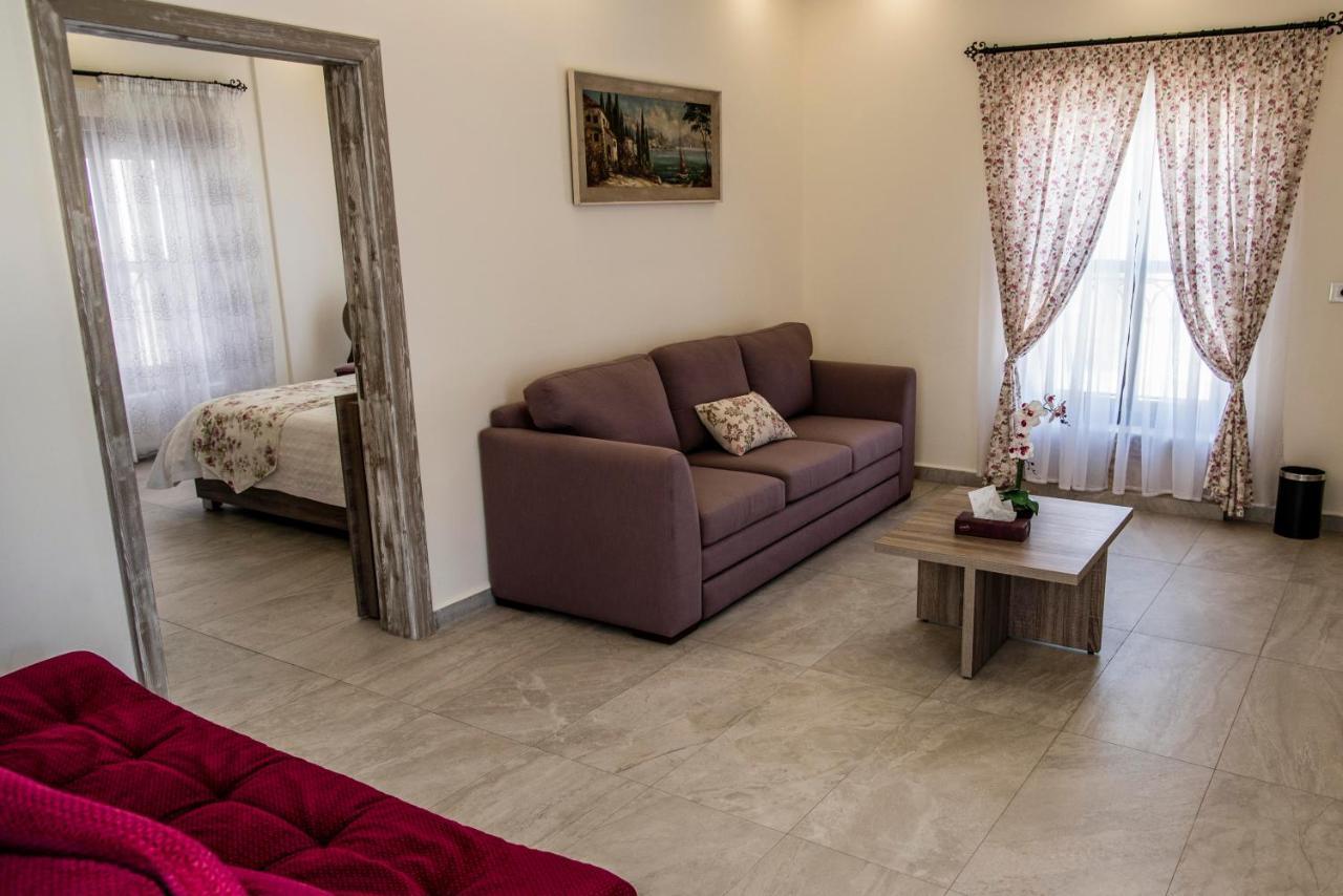Asamina Boutique Hotel Tyrus Exteriör bild